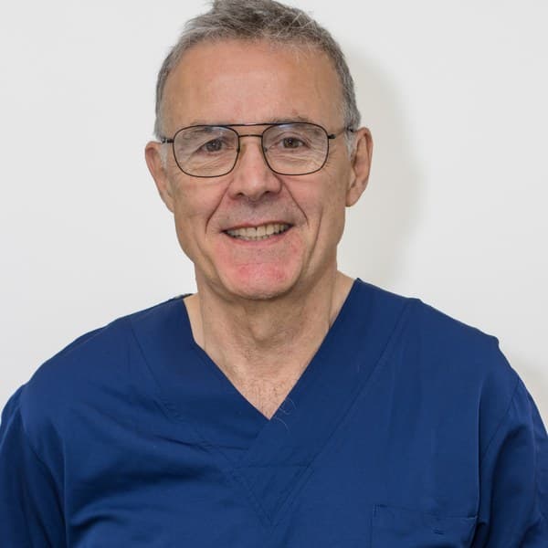 Dr Roland Valori