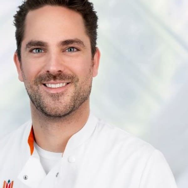 Dr Roy Van Wanrooij